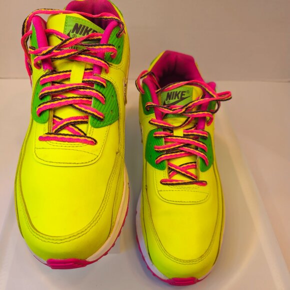 Nike Air Max 90 Leather GS Youth Size 5 Yellow Green Athletic Shoes CW5795-700 - Picture 3 of 9